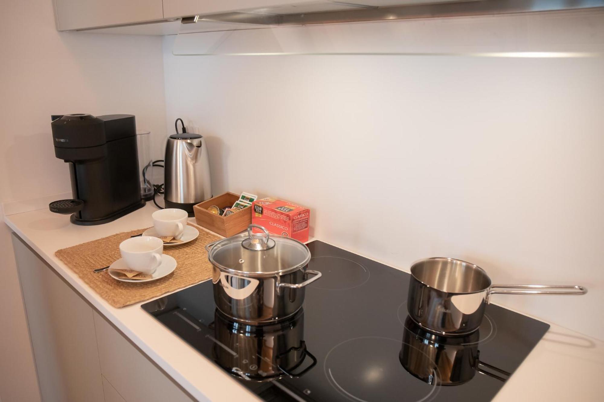 Romantic White Apartment - 5 Minutes From The Lake Como Buitenkant foto