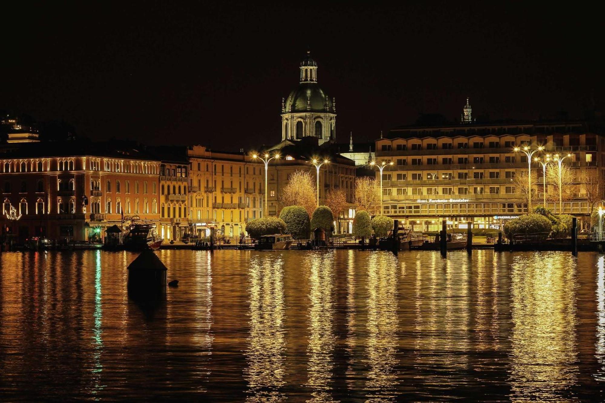 Amendola City View Apartments Suite Romantica Como Buitenkant foto