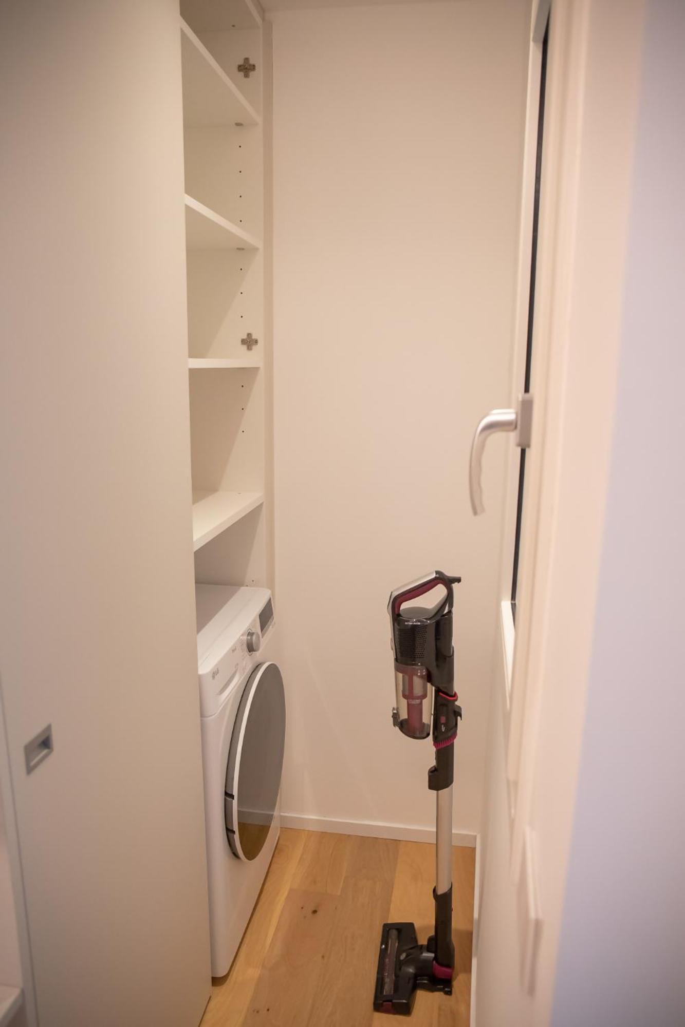 Romantic White Apartment - 5 Minutes From The Lake Como Buitenkant foto